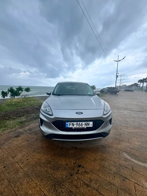 Ford Escape — 3