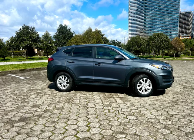 Hyundai Tucson — 4