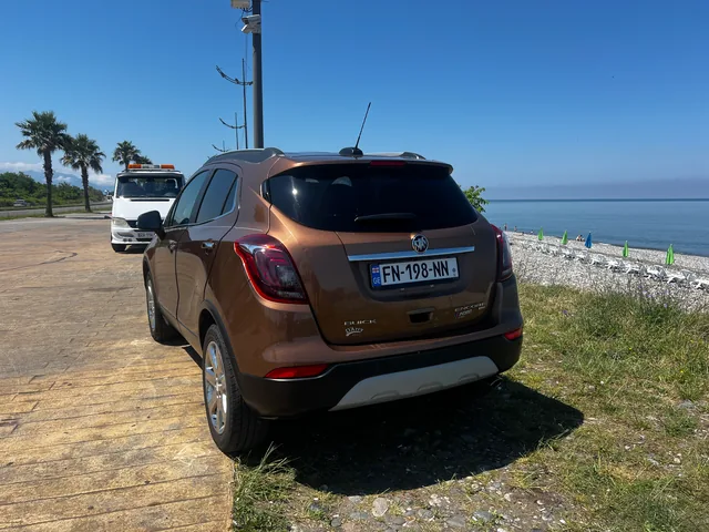 Buick Encore — 4