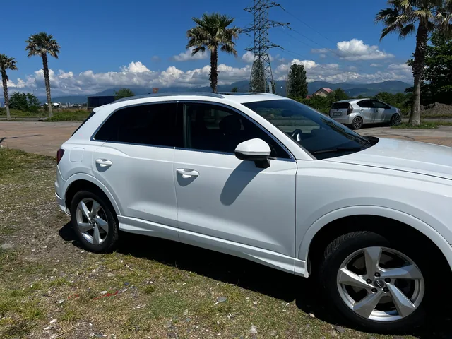 Audi Q3 — 4