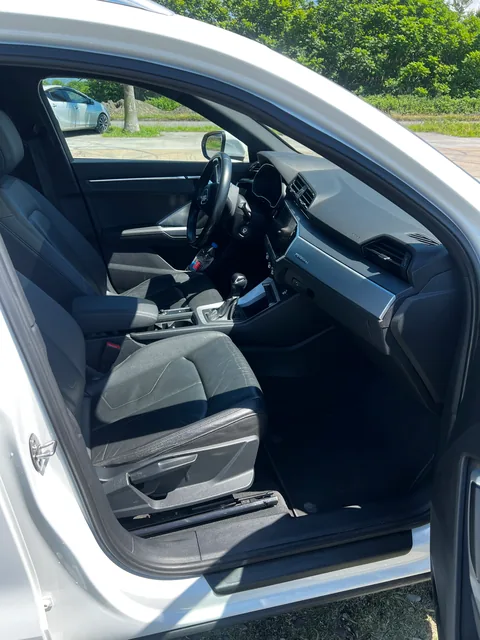 Audi Q3 — 7