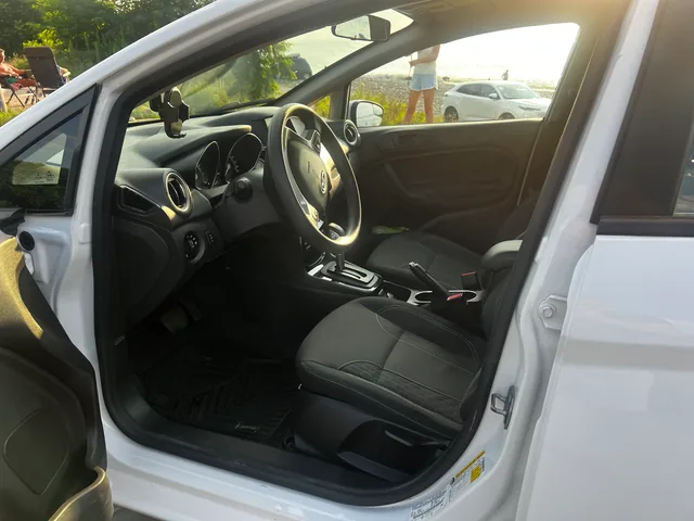 Ford Fiesta — 7