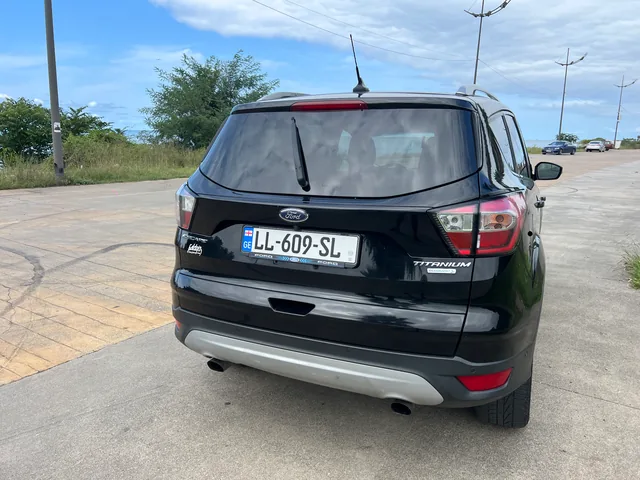 Ford Escape — 5