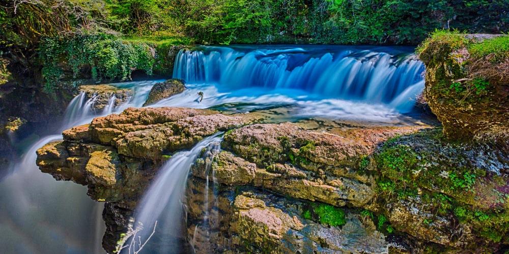 Martvili Canyon — Turquoise Water and Waterfalls of Western Georgia